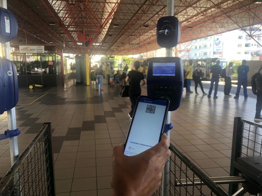 Pagamento da tarifa de ônibus agora via QR code